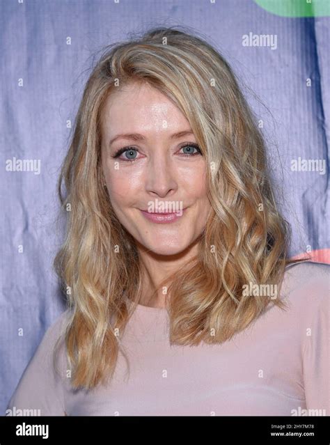 jennifer christina finnigan|jennifer finnigan legs.